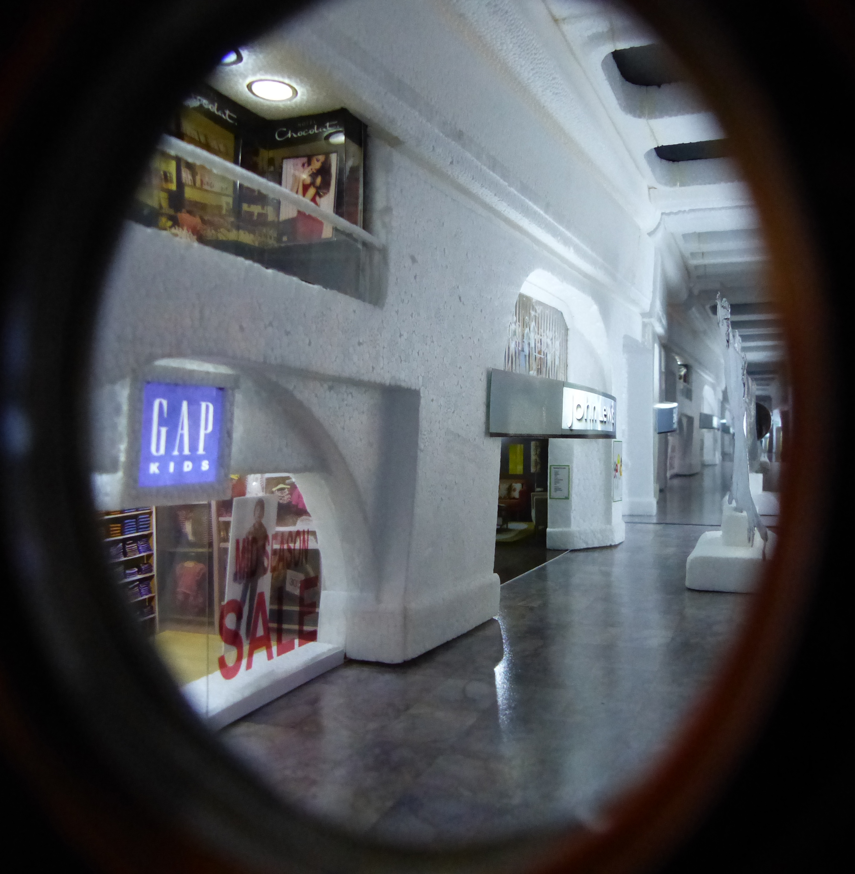 2015_suspensionofdisbeliefdetail3_h168xw44xd63cm